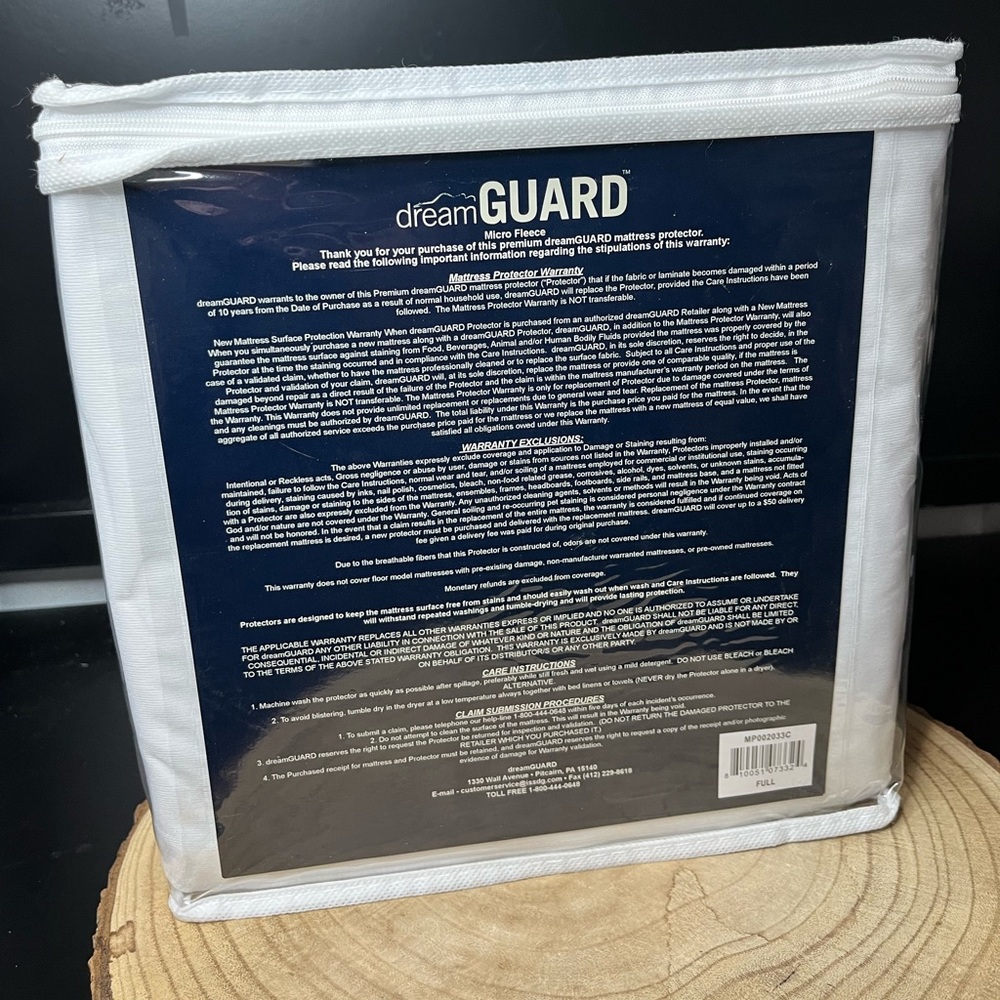 Full size microfleece mattress protector NEW in package Dream Guard - Picture 2 of 3